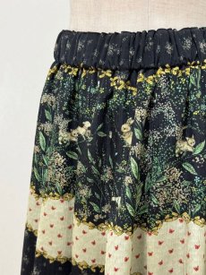 画像2: 【11月中旬〜11月下旬】ribbon border skirt（3L）4665180 (2)